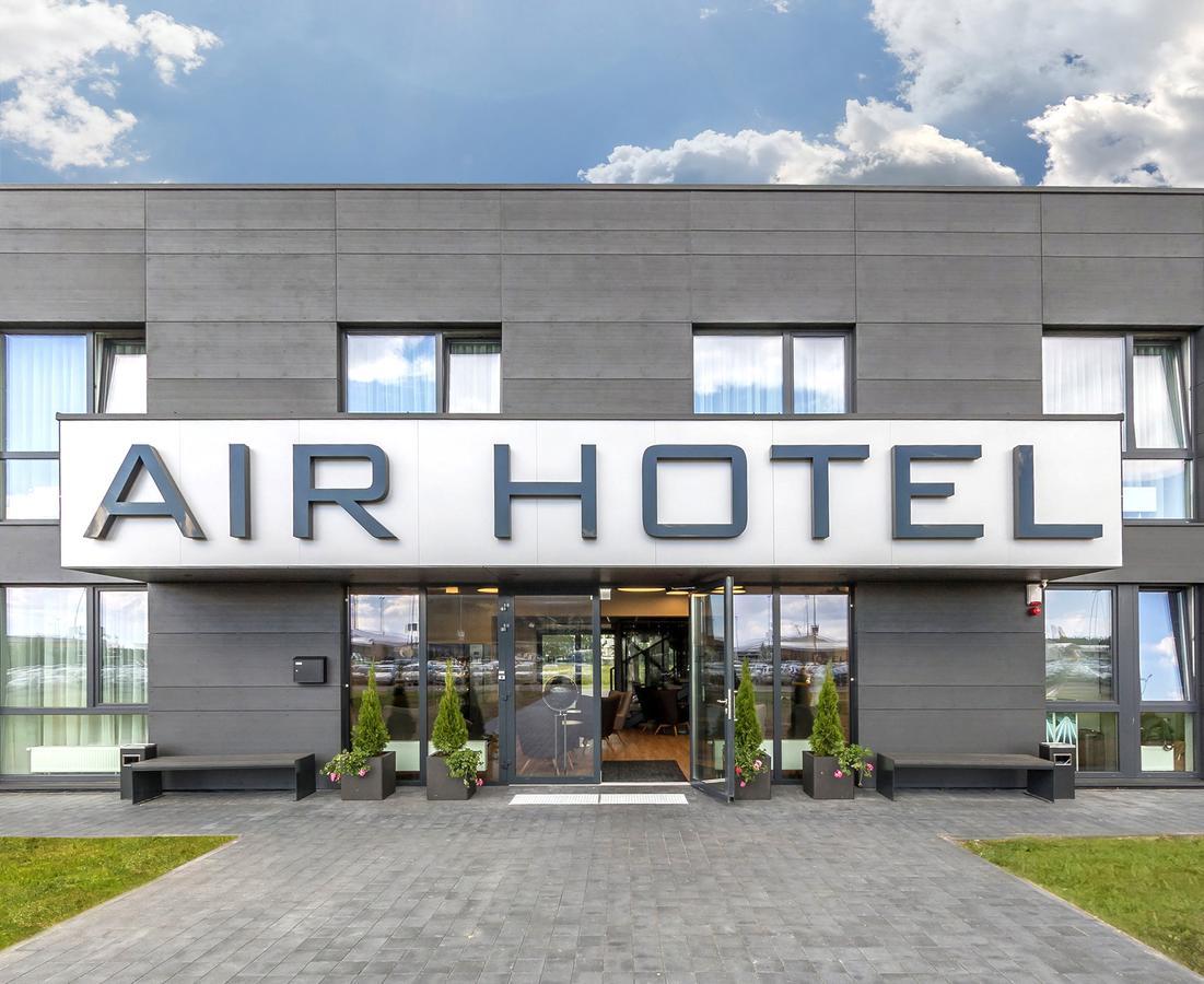 Air Hotel Karmėlava Esterno foto