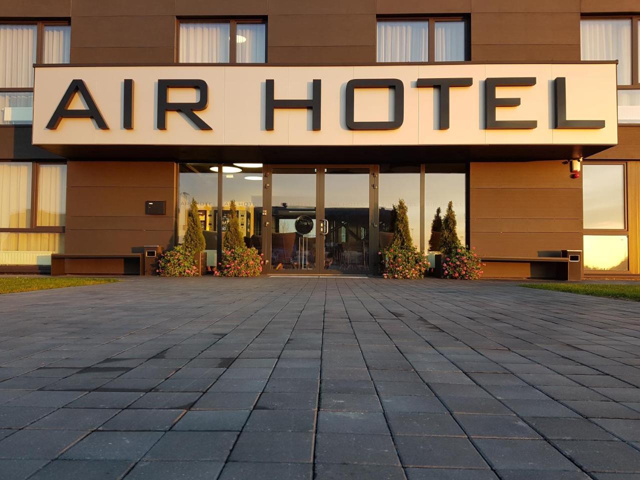 Air Hotel Karmėlava Esterno foto